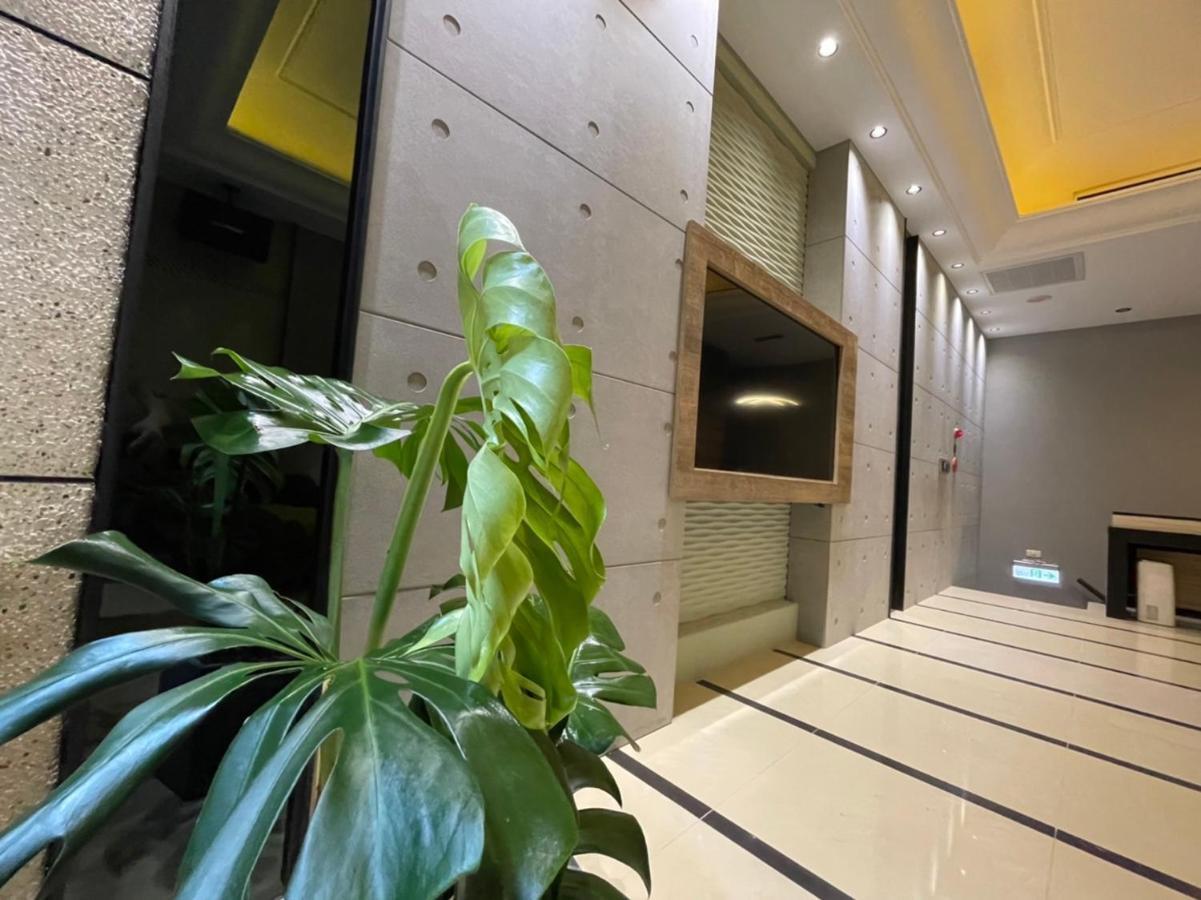 Minimalist Fashion Motel Taoyuan Exterior photo