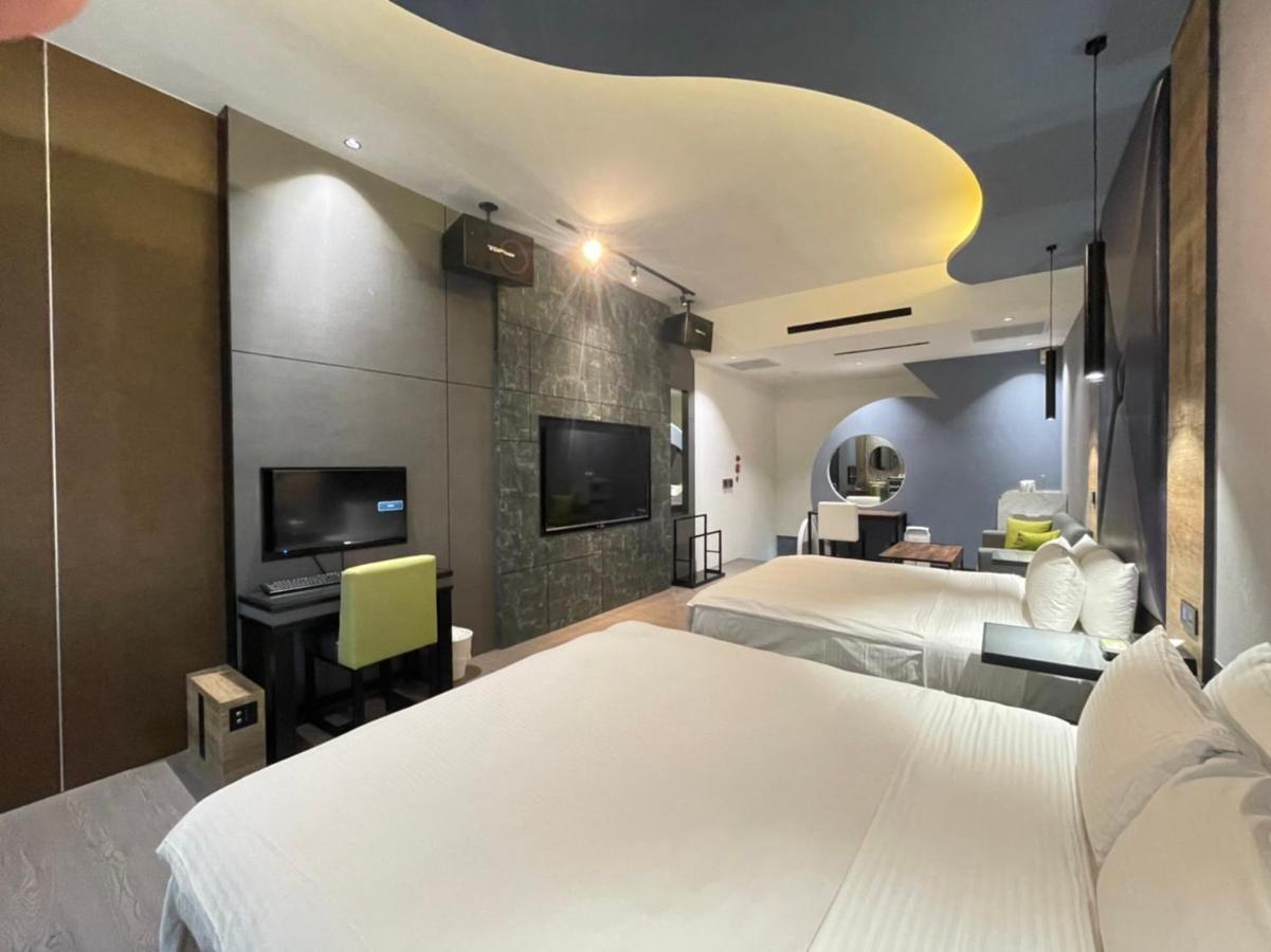 Minimalist Fashion Motel Taoyuan Exterior photo