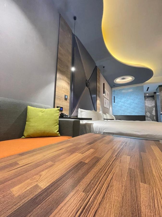 Minimalist Fashion Motel Taoyuan Exterior photo