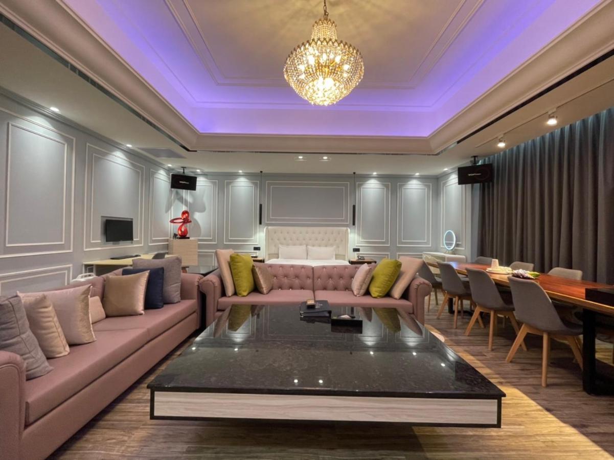 Minimalist Fashion Motel Taoyuan Exterior photo